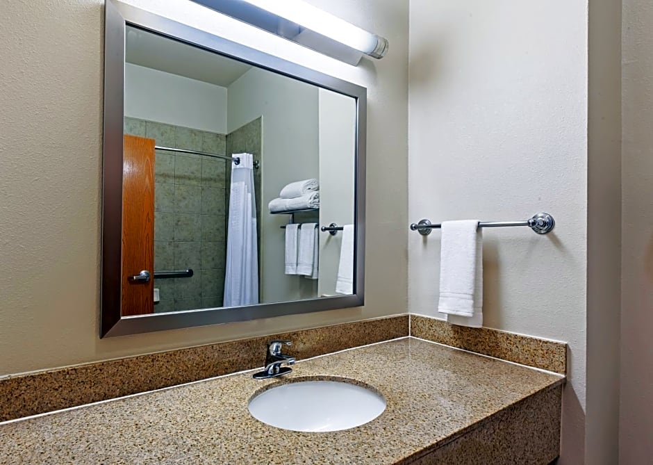 Holiday Inn & Suites Pharr By IHG
