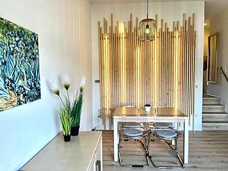 Ferienwohnungen auf Halbinsel Scheid in direkter Ufernähe