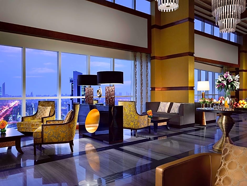 Dusit Thani Abu Dhabi Hotel