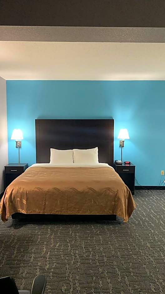 Quality Inn & Suites Edgefield