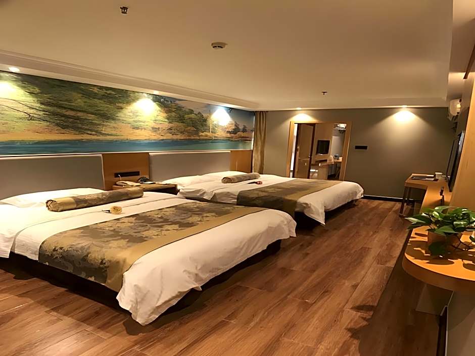 GreenTree Inn Jiangyin Zhouzhuang Shiji Avenue Business Hotel