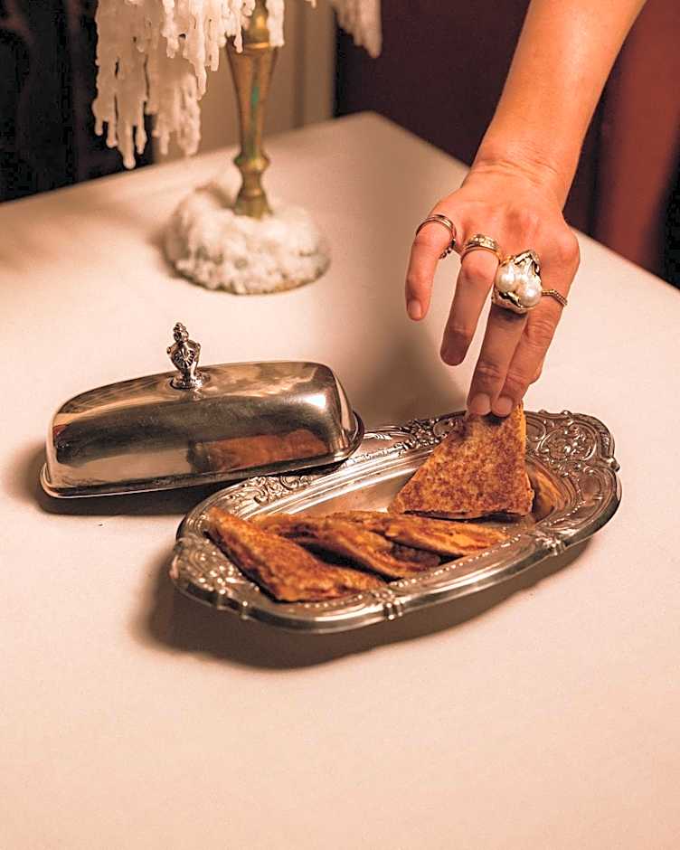 Hotel Carlton's Montmartre