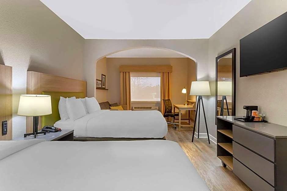 Comfort Suites Shenandoah-The Woodlands