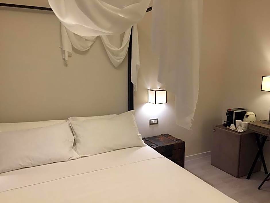 Gatto Bianco Duchessa