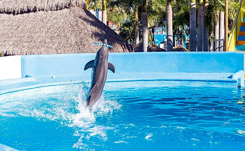 Splash Inn Nuevo Vallarta & Parque Acuatico