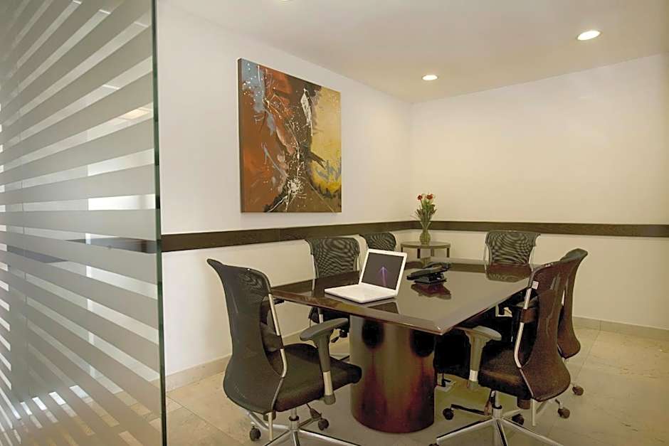 One Aguascalientes Sur