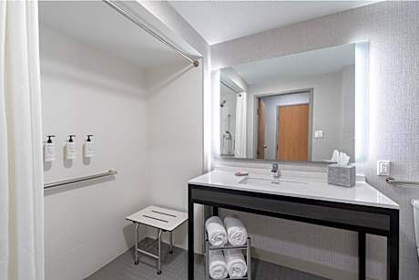 Executive King Room - Hearing Accessible - Non-Smoking