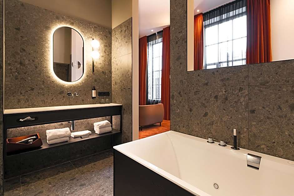 Van der Valk TheaterHotel De Oranjerie