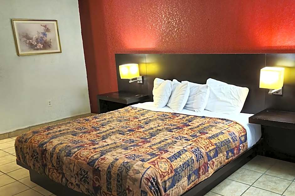 River Valley Inn and Suites