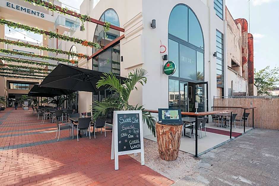 Elements Hotel & Shops Curacao