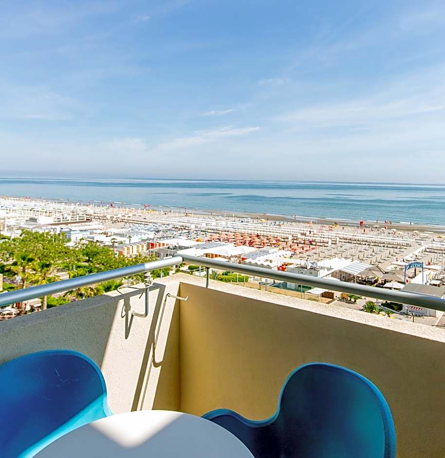 Hotel Baltic Riccione-Fronte Mare