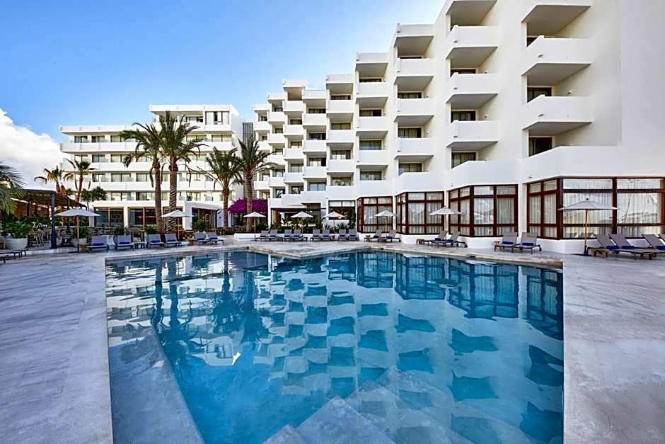 Hotel Tres Torres
