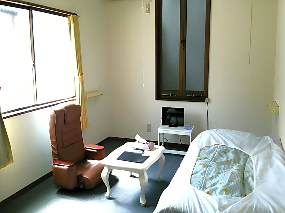 Kyoto My Pension – Kyoto, IL