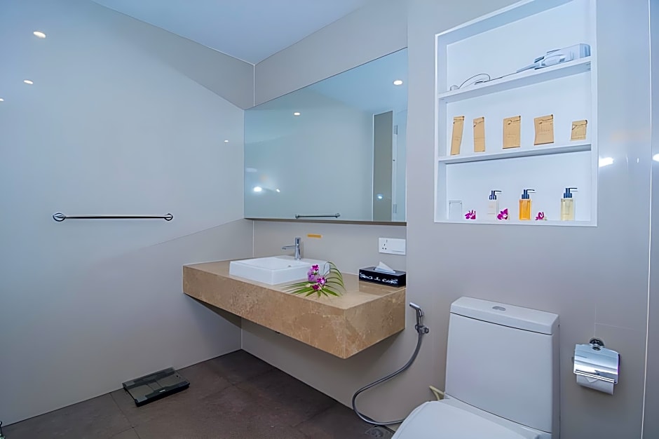 Sakura Residence & Hotel