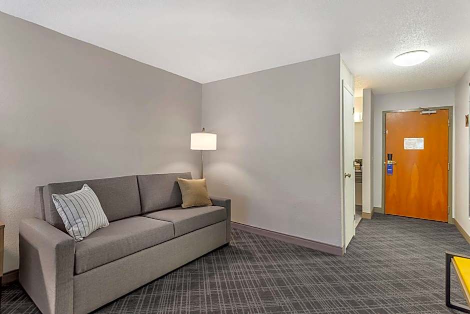 Comfort Inn Huntington near University area