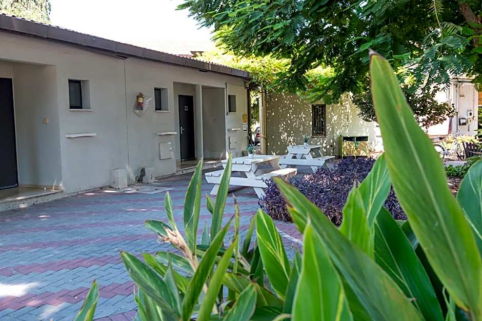 Degania Bet Kibbutz Country Lodging