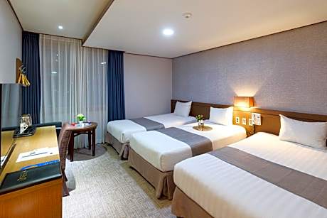 Family Quadruple Room