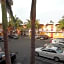Paradise Inn & Suites