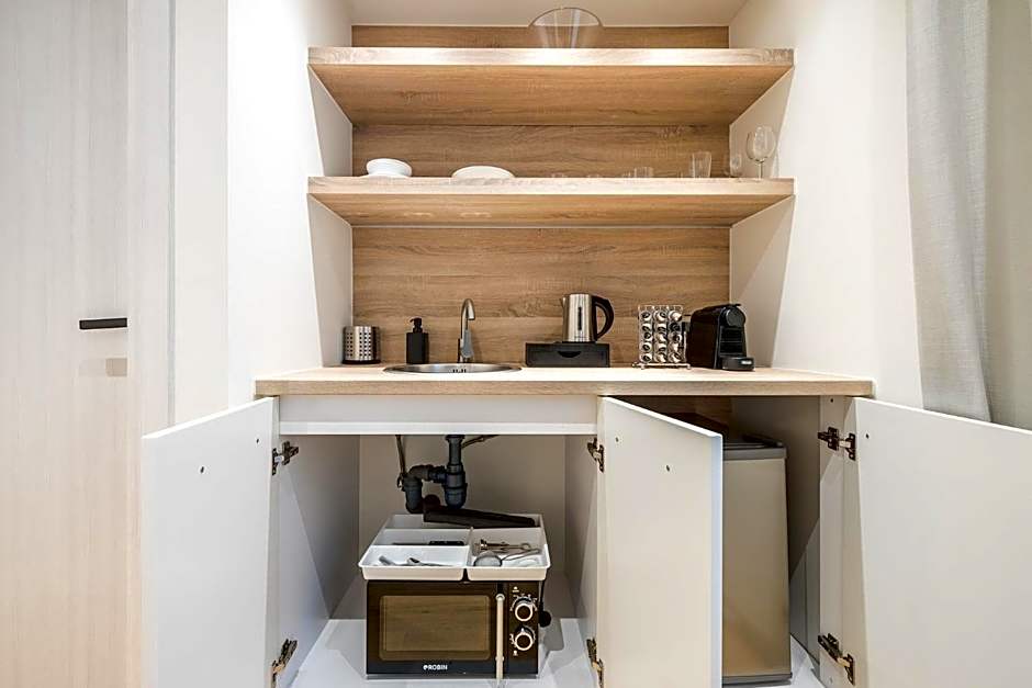 The Asprogeraka - self check-in rooms