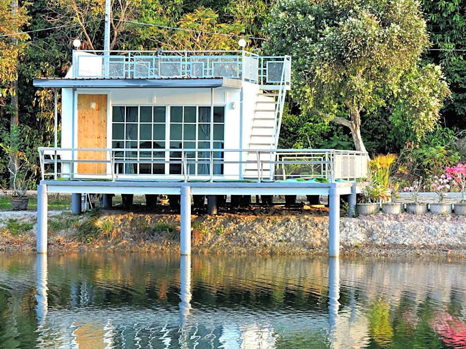 บังกะโลบ้านสวนเอก Bungalow Baan Suan Aek