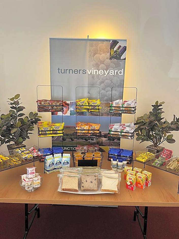 Turners Vineyard Motel