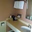 Rodeway Inn at Somers Cove Marina