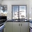 Surfside Buddina Beachfront 3bed Apt - Direct Beach Access