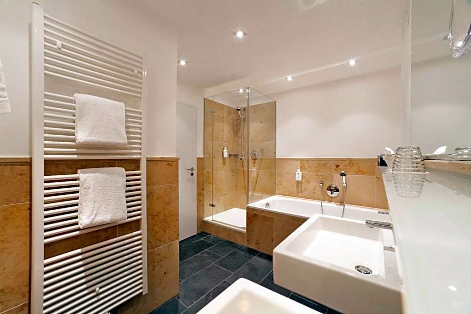 AKZENT Brauerei Hotel Hirsch