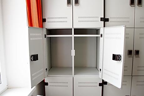 Private Room (15 Adults)