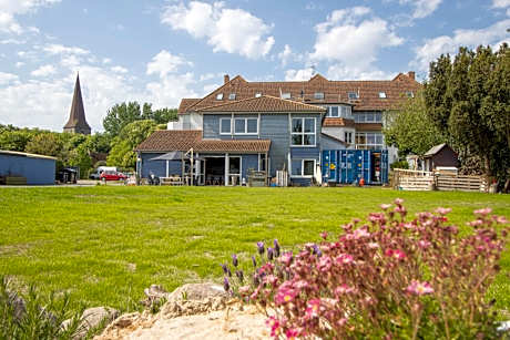 Hostel oder Ferienwohnung 1-16 Personen im BLAUEN HAUS