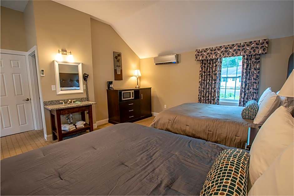New England Inn &amp; Lodge