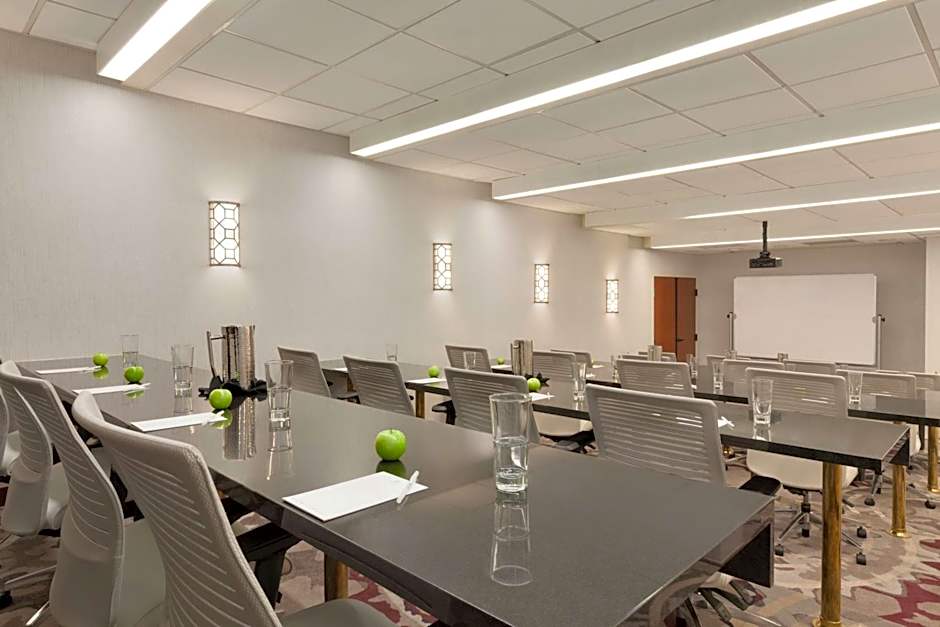 Embassy Suites by Hilton Irvine Orange County Airport