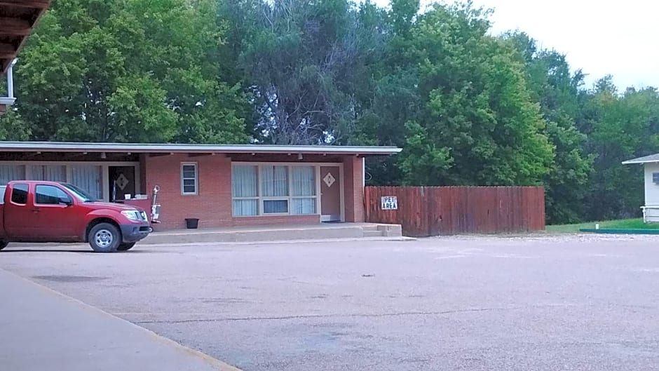 Cedar Inn