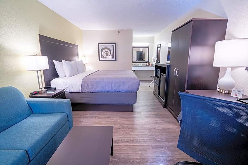 Quality Inn Palm Beach International Airport