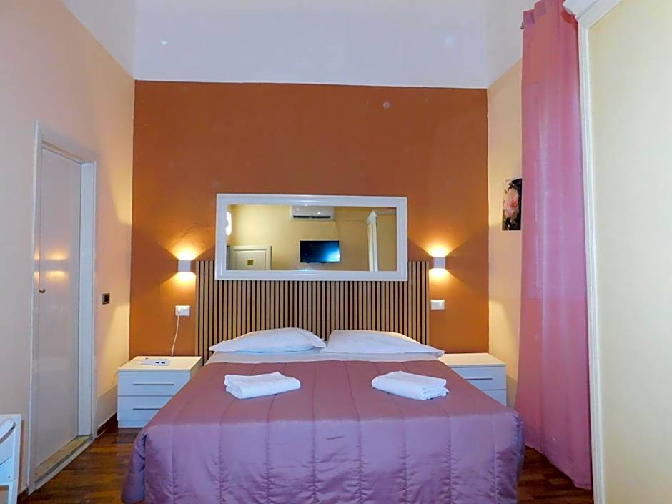 PICCOLO HOTEL Nel Centro Storico di Firenze