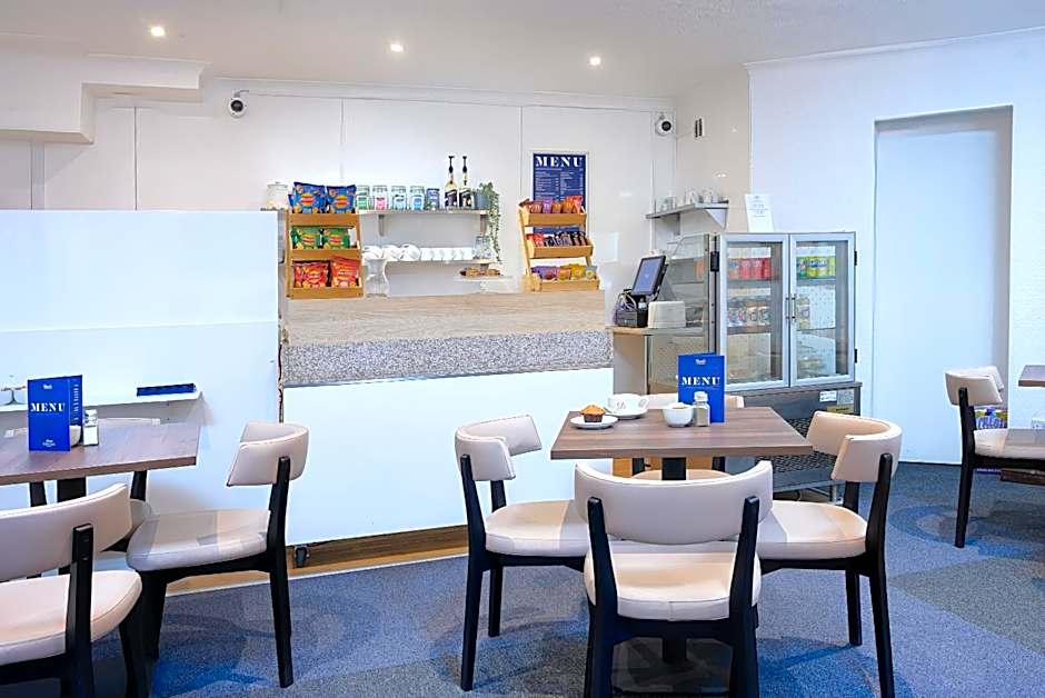 The Sandringham Hotel