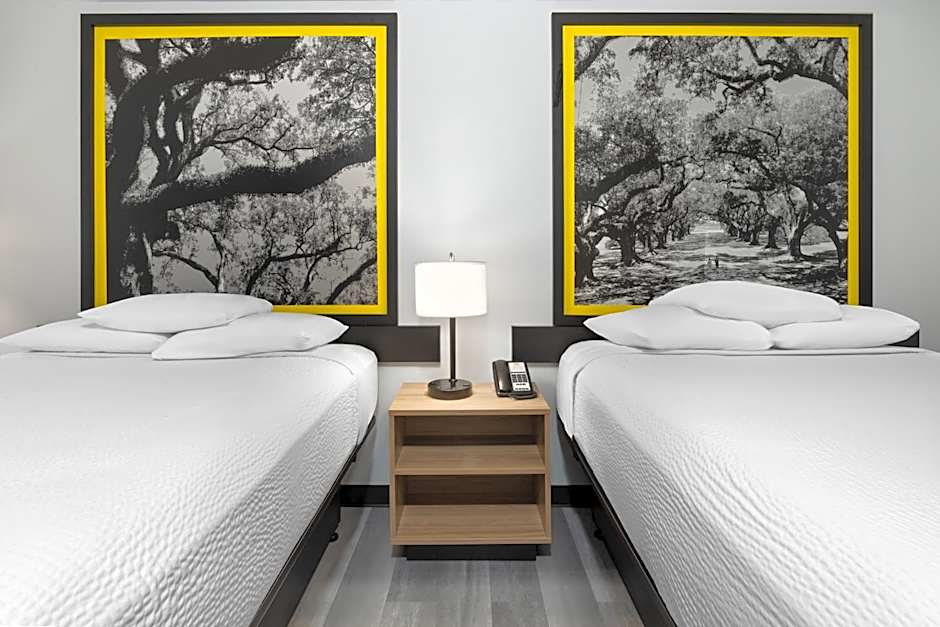 Super 8 by Wyndham Alexandria LA