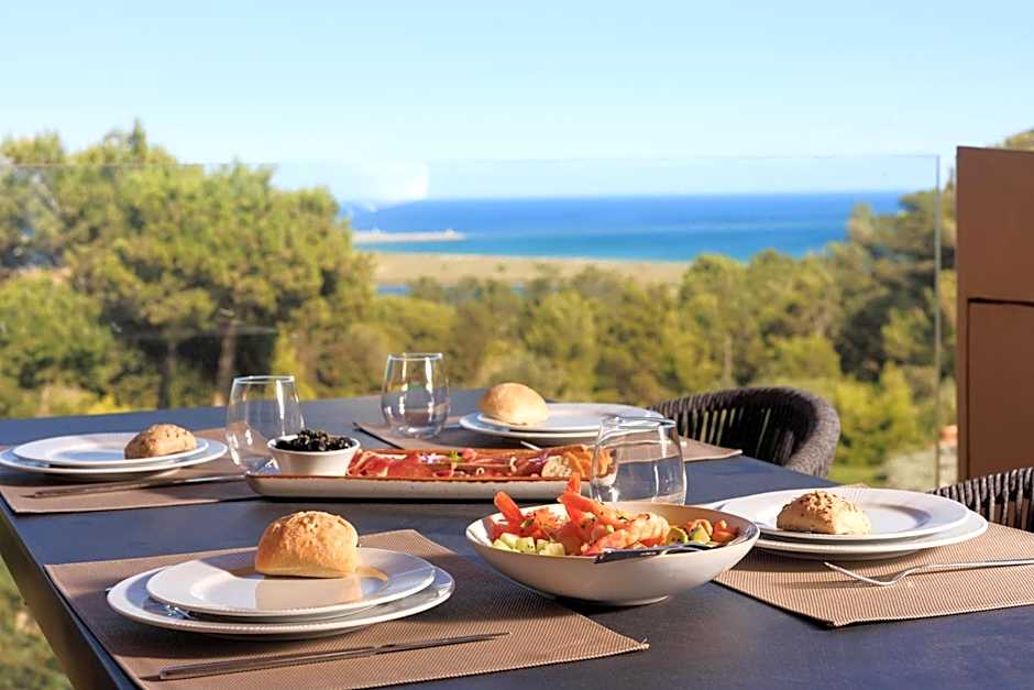 Palmares Signature Apartments