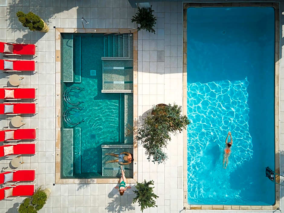 Homewood Park Hotel and Spa