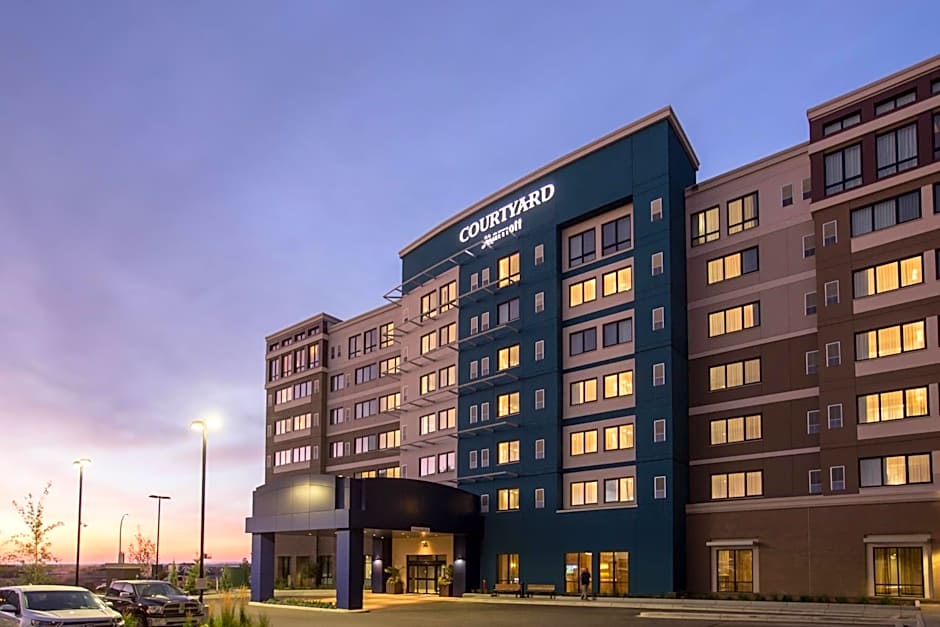 Courtyard by Marriott Calgary South
