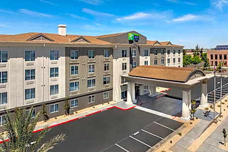 Holiday Inn Express Fresno River Park Highway 41 By IHG