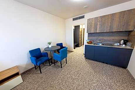 3 Bedroom Apartment, City view