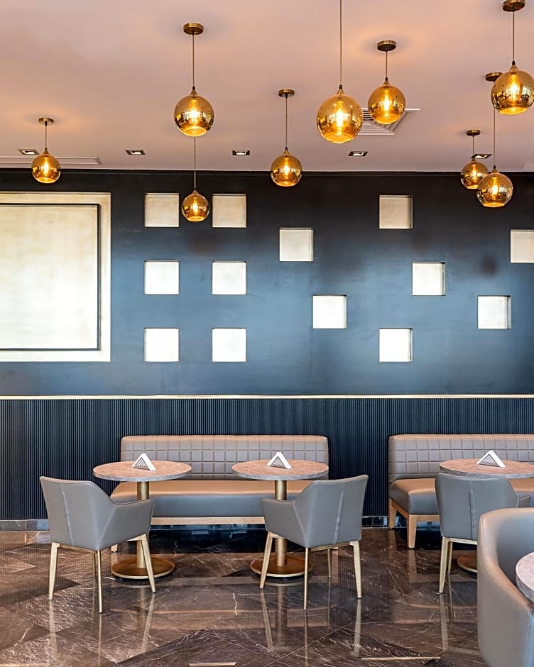 Rhactus Hotel, New Alamein