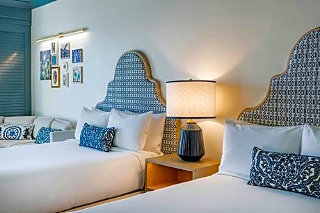 Queen Room with Two Queen Beds and Balcony