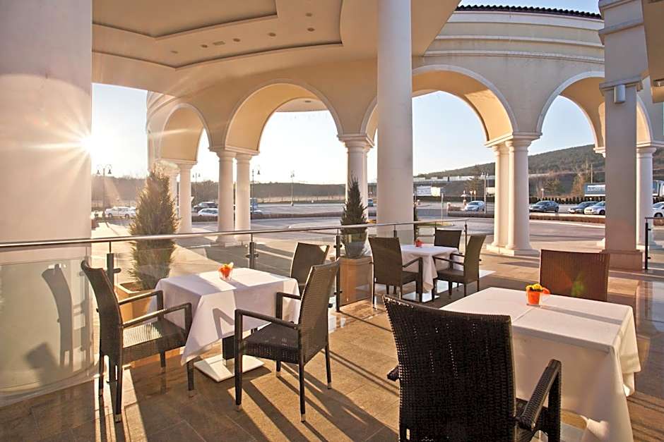 Casino & Hotel ADMIRAL Kozina