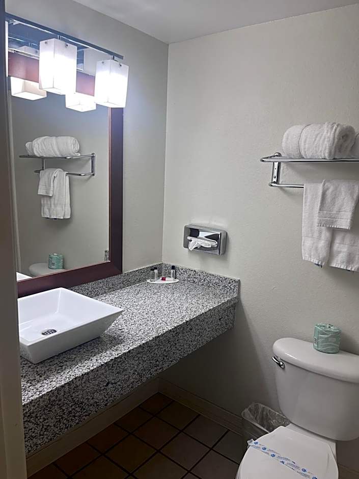 Ramada by Wyndham Anchorage
