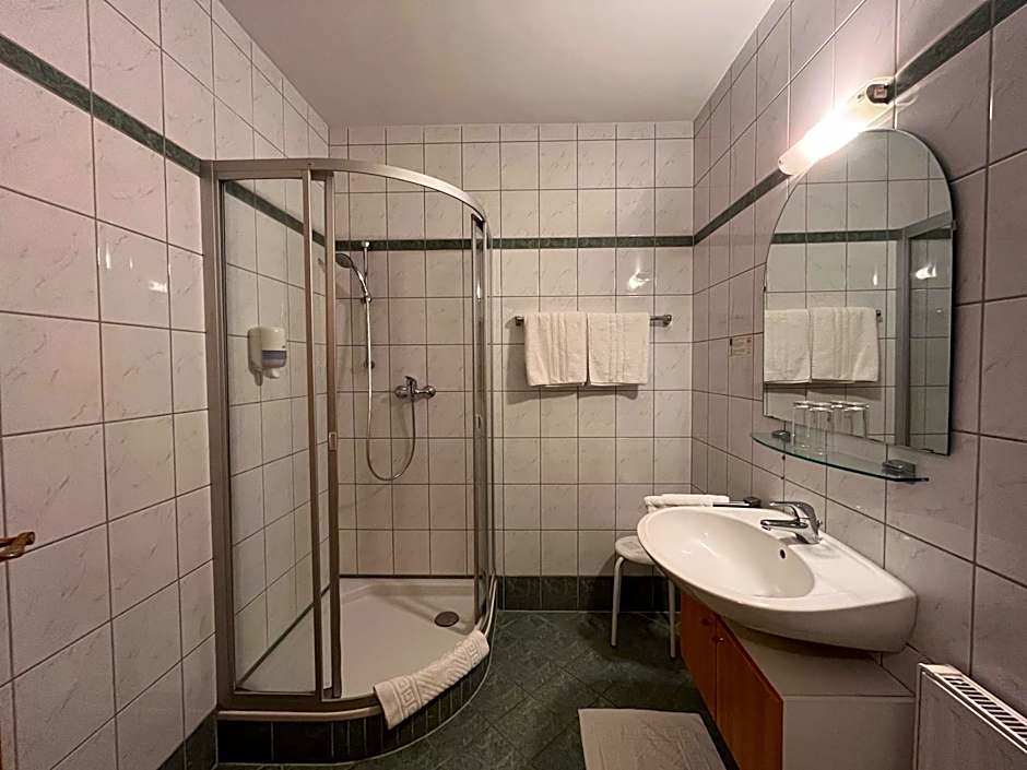 STIERSCHNEIDER'S Weinhotel Wachau & Wiazhaus