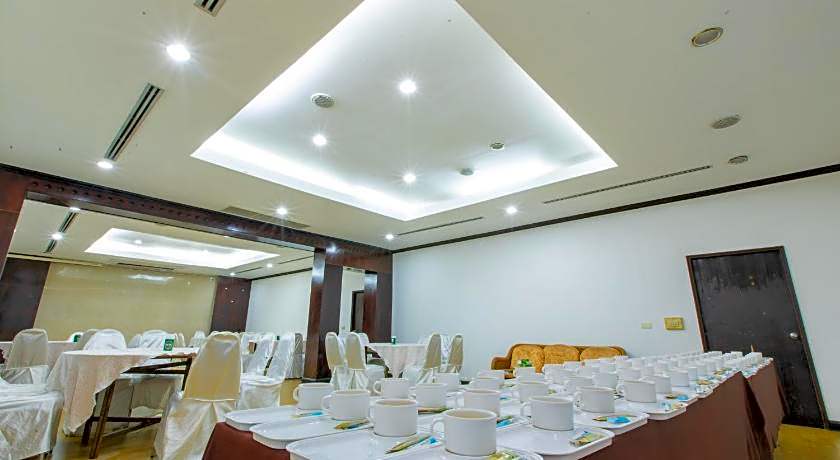 Royal Diamond Hotel
