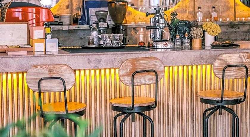 Banana Alaçatı Food & Stay - Adults Only