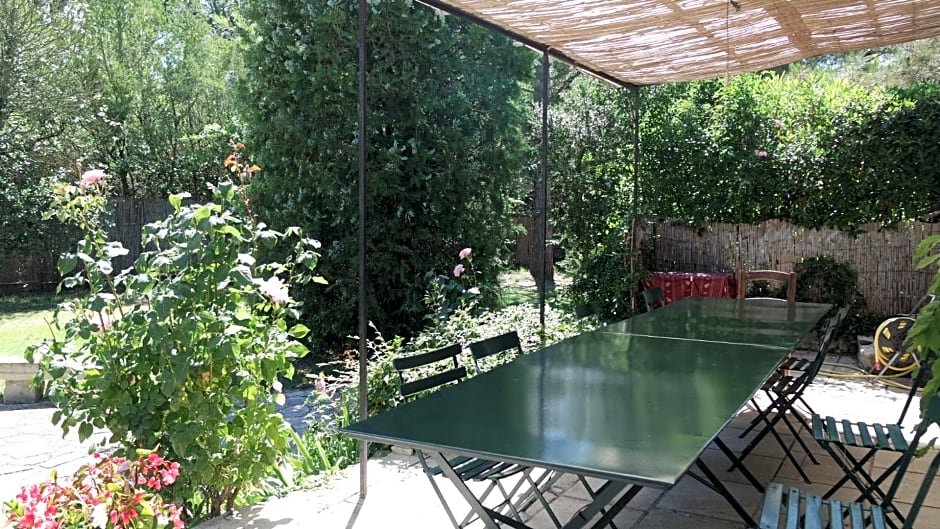 Mas Grimaud - Gîte- Studio et chambres d'hôtes familiales